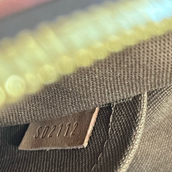 Louis Vuitton Tivoli PM - Picture 3 of 9